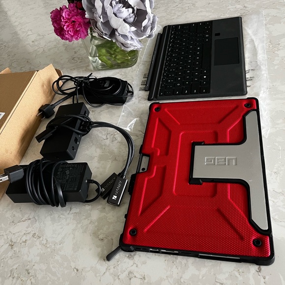 Microsoft Other - Surface PRO bundle w/ docking station HDMI cable, case , add monitor connector